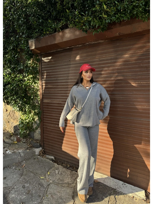 Gri Fermuarlı Triko Takım