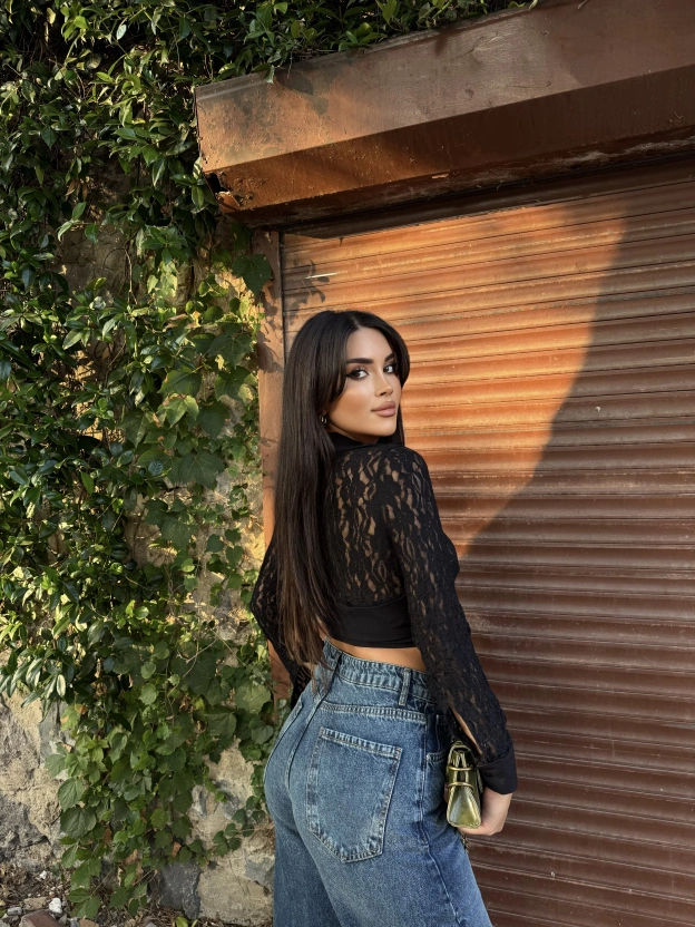 Siyah Korse Detay Dantel Crop