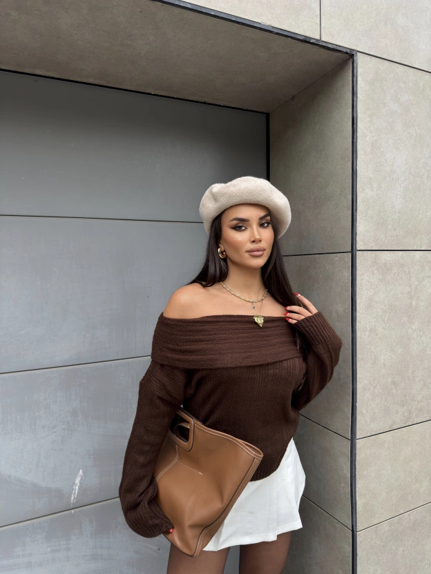 Kahverengi Madonna Yaka Kazak