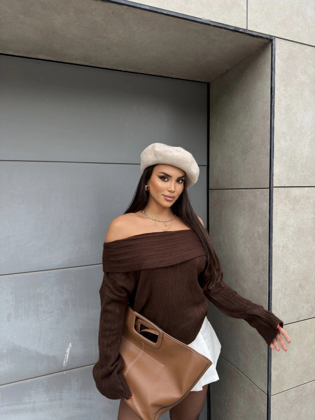 Kahverengi Madonna Yaka Kazak