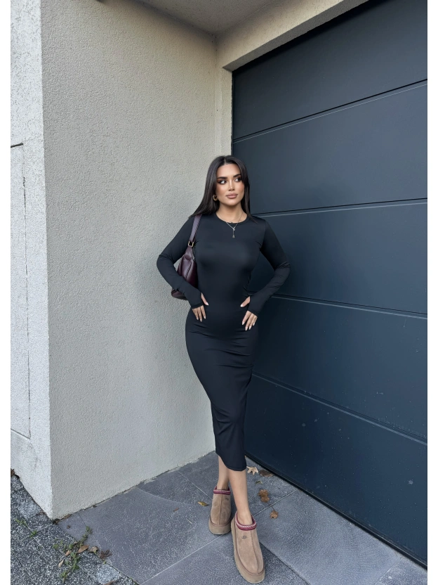 Siyah Bisiklet Yaka Parmak Geçirmeli Elbise