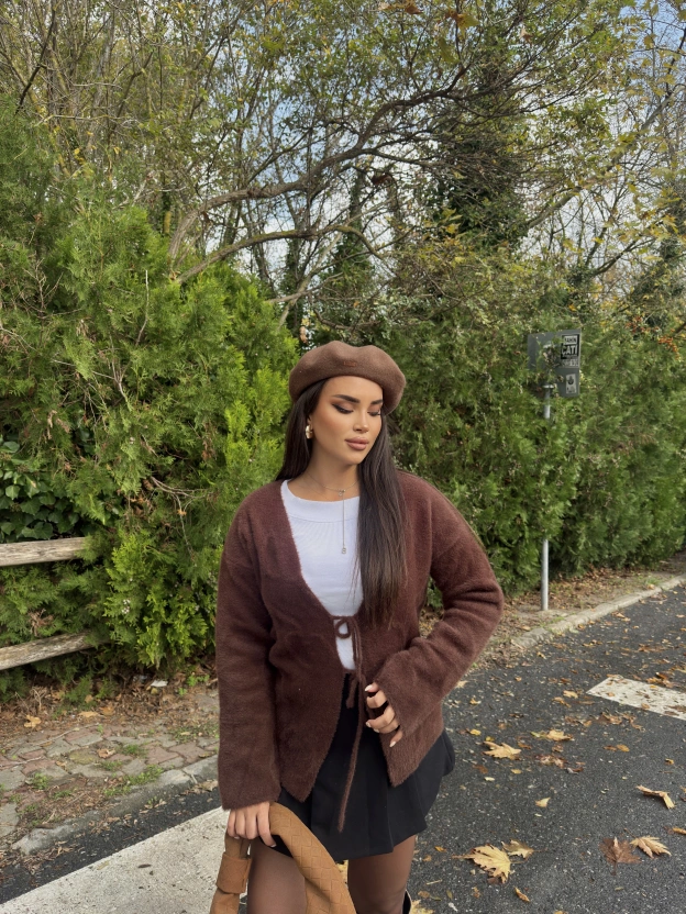 Kahverengi Bağlamalı Yumoş Kazak