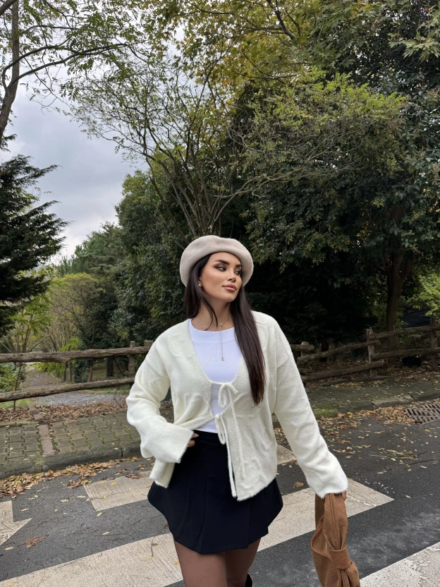 Bej Bağlamalı Yumoş Kazak