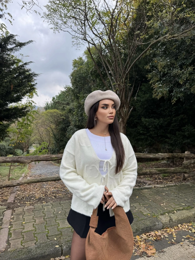 Bej Bağlamalı Yumoş Kazak