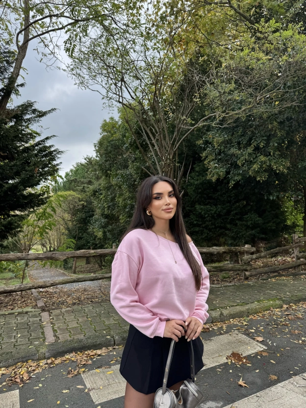 Pembe Kayık Yaka Oversize Sweatshırt