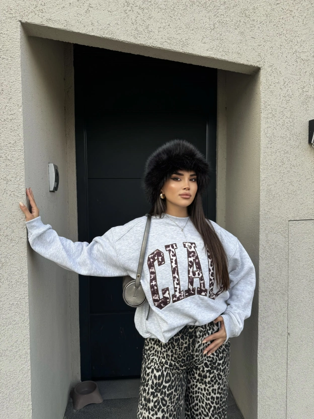 Gri Nakışlı Oversize Sweatshırt