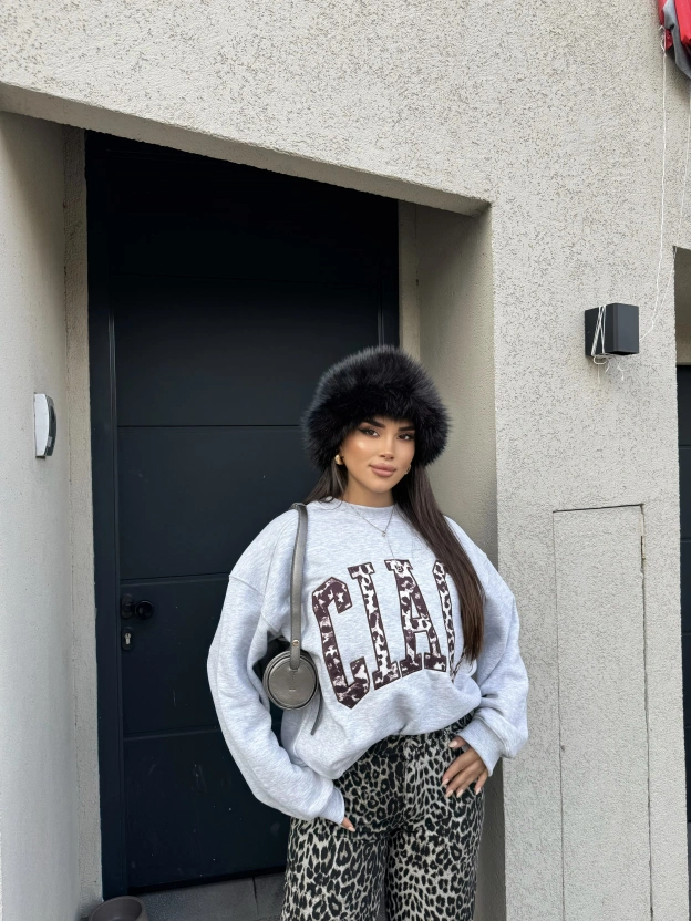 Gri Nakışlı Oversize Sweatshırt