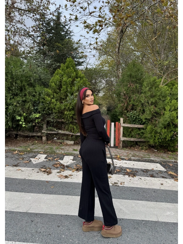 Siyah Madonna Yaka Fırfırlı Takım