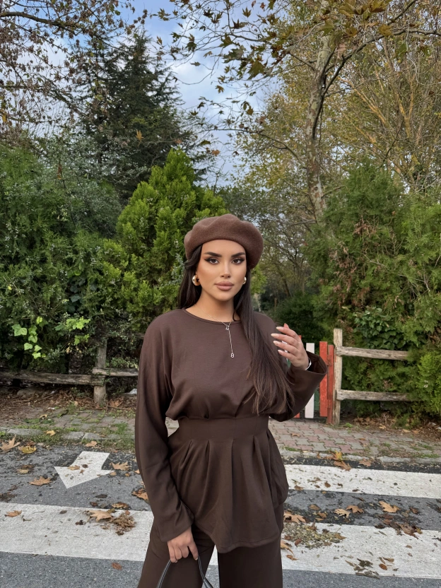 Kahverengi Modal Pileli Salaş Takım