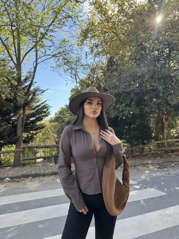 Kahverengi Korse Detay Gömlek