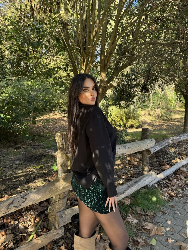 Zümrüt Yeşili Payetlli Şort Etek