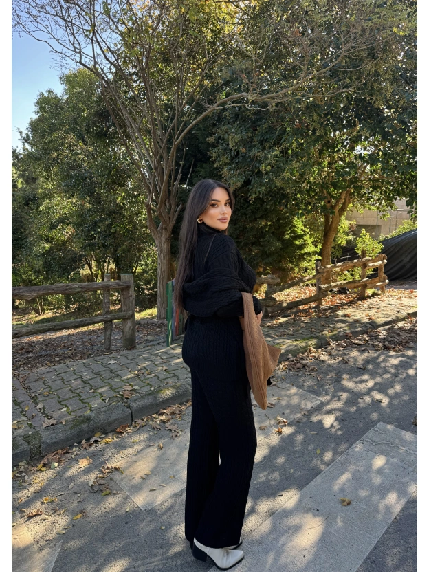 Siyah Üçlü Triko Takım