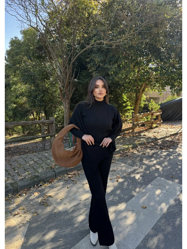 Siyah Üçlü Triko Takım