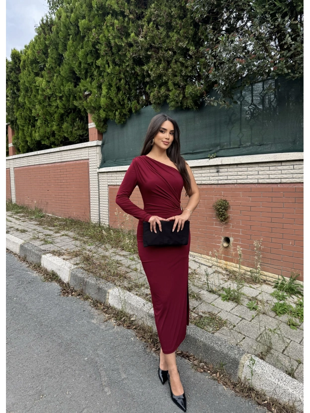 Bordo Tek Kol Tokalı Uzun Elbise