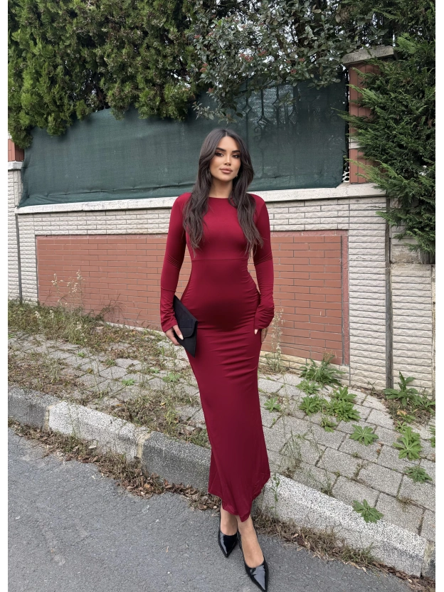 Bordo Sırt Dekolteli Uzun Elbise