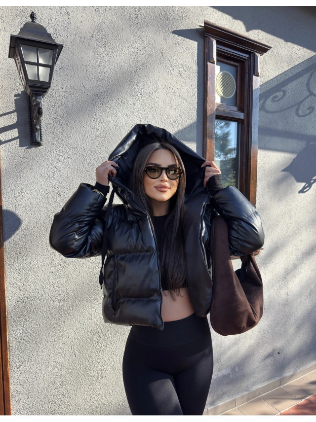 Siyah Deri Şişme Mont