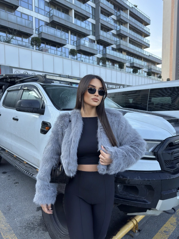 Gri Crop Kürk Ceket