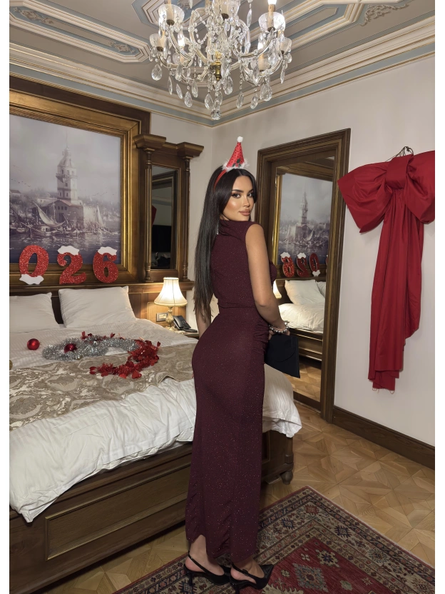Bordo Simli Yırtmaç Detay Uzun Elbise