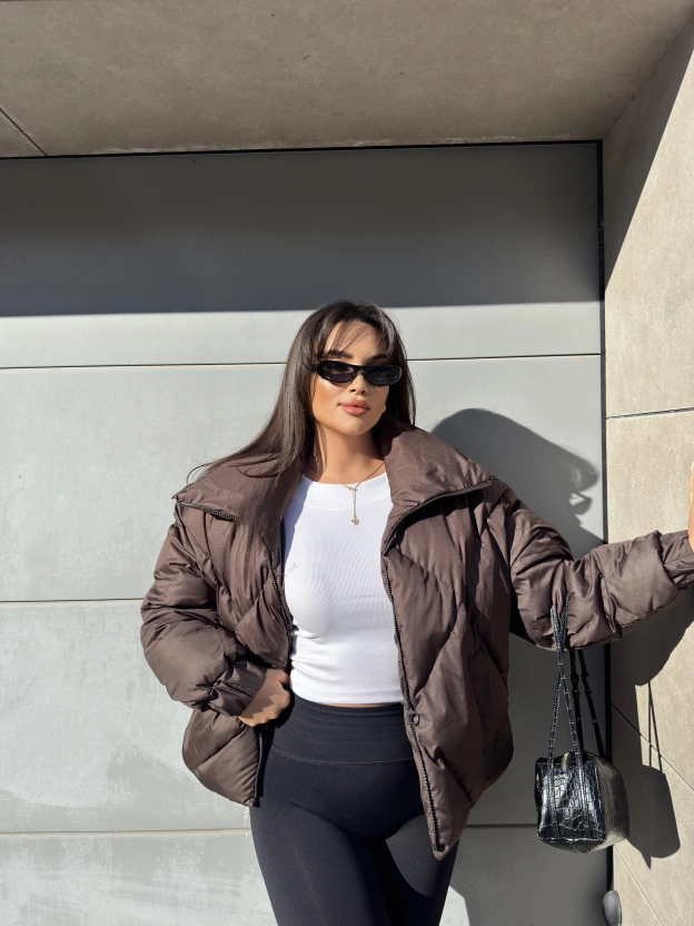 Kahverengi Dik Yaka Baklava Desen Mont