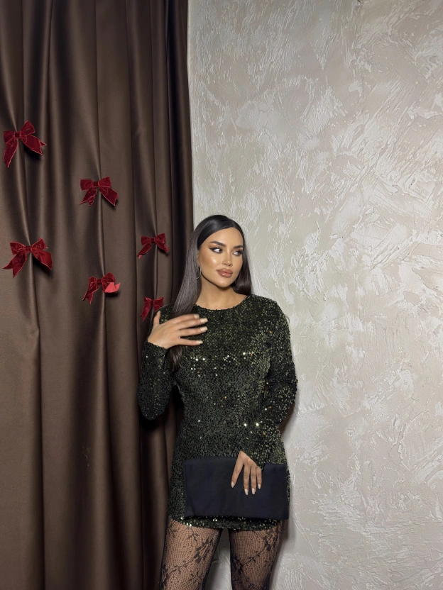 Yeşil Payetli Sırt Detay Elbise