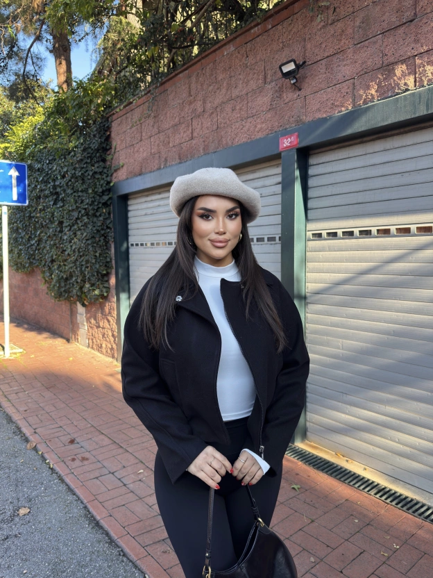 Siyah Polo Yaka Kaşe Mont