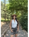 Beyaz Degaje Yaka Toka Detay Bluz