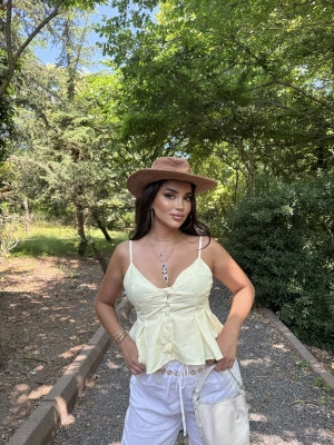 Sarı Askılı Düğme Detay Basic Bluz