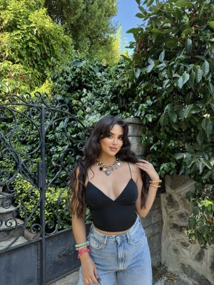 Siyah Askılı Büstiyer