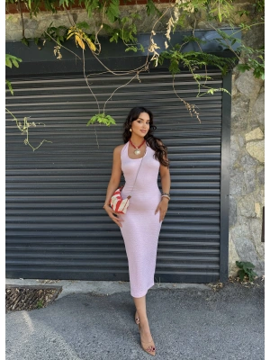 Pembe Boyundan Geçirmeli Uzun Bürümcük Elbise