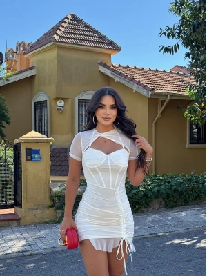 Beyaz Tül Detay Büzgülü Tasarım Elbise