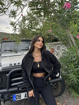 Siyah Fermuarlı Oversize Hırka