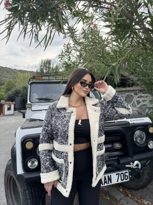 Krem Kürklü Oversize Mont