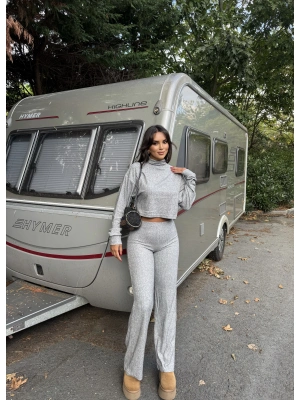 Gri Dik Yaka Yumoş Alt Üst Takım