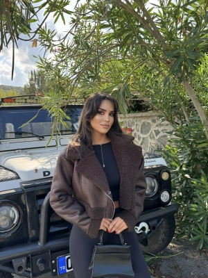 Kahverengi Kürklü Crop Mont