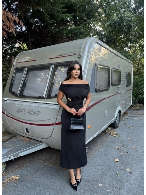 Siyah Uzun Tokalı Madonna Elbise