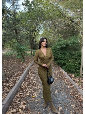 Yeşil Fırfırlı Uzun Elbise