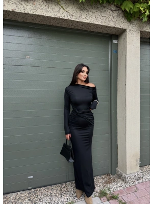 Siyah Omuz Detay Tasarım Uzun Elbise