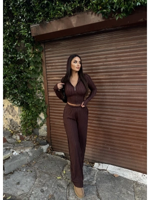 Kahverengi Kapüşonlu Dikiş Detay Alt Üst Takım
