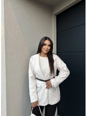 Beyaz Fox Kemerli Ceket