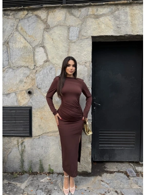 Kahverengi Yırtmaçlı Sırt  Dekolte Tasarım Elbise