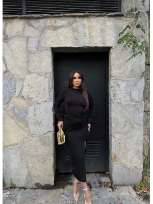 Siyah Yırtmaçlı Sırt  Dekolte Tasarım Elbise