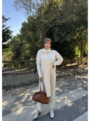 Bej Üçlü Triko Takım