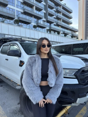 Gri Crop Kürk Ceket