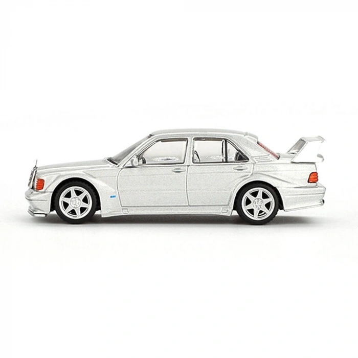 1/64 190E 2.5-16 MODEL ARAÇ