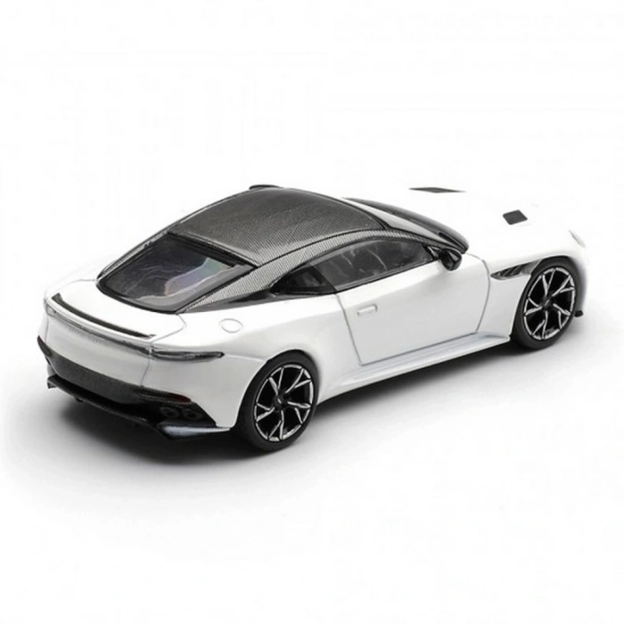 1/64 Aston Martin DBS Stratus White