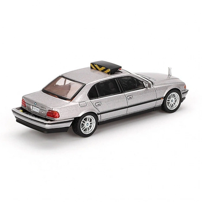 1/64 Model Araç