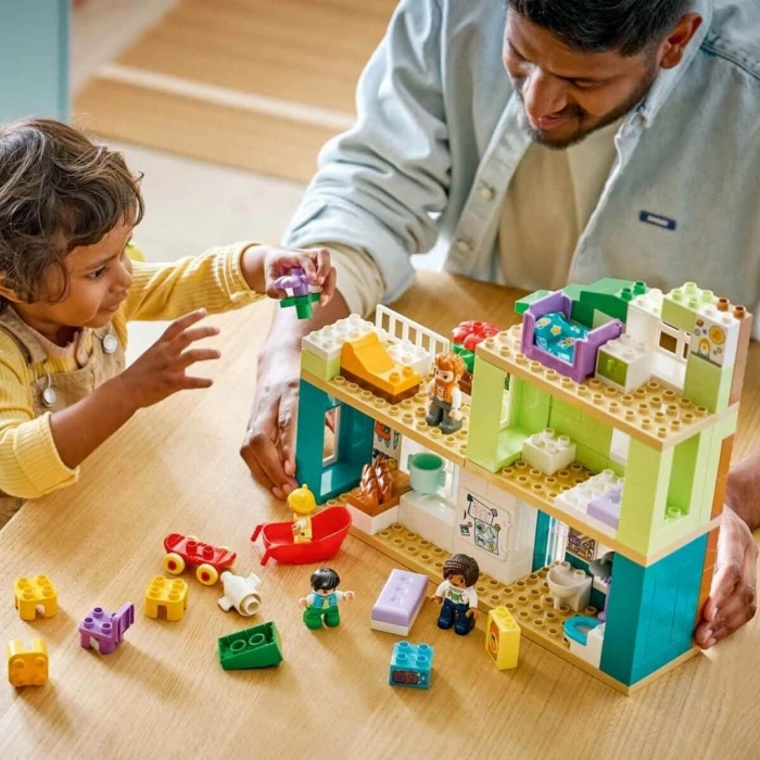 10470 3ü1 arada Figürlü Modern Aile Evi 166 parça +2 yaş