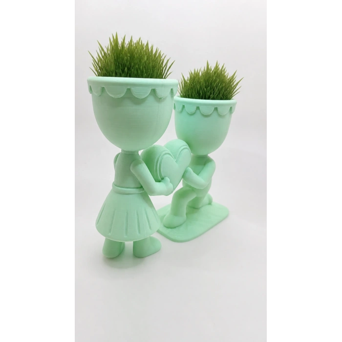 3D Baskı Aşk Saksısı - Kalp Tutan Çift Figürlü Dekoratif Saksı - Mint