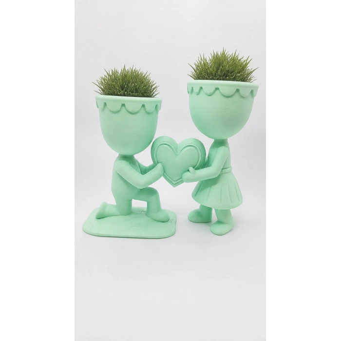 3D Baskı Aşk Saksısı - Kalp Tutan Çift Figürlü Dekoratif Saksı - Mint