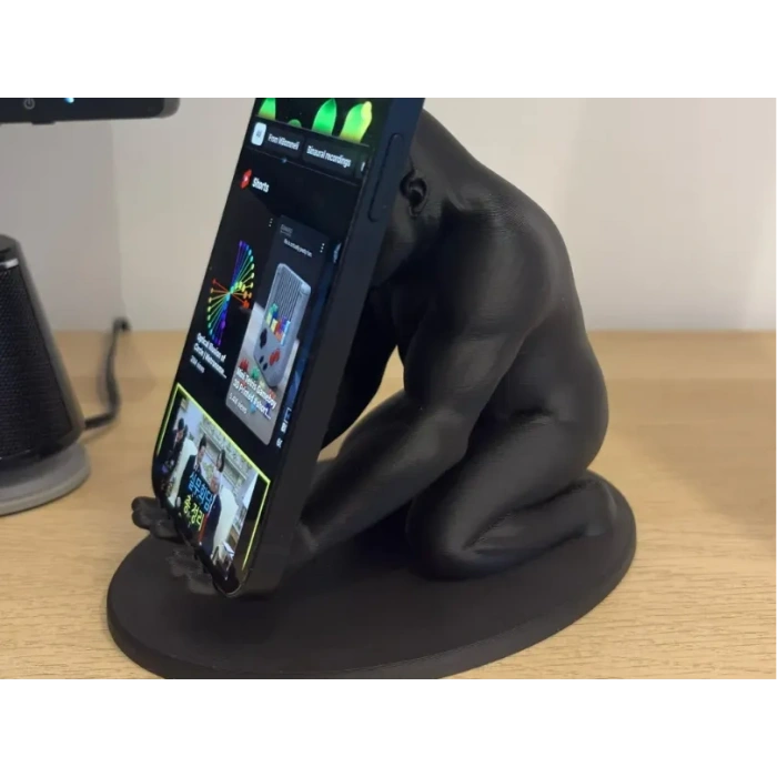 3D Baskı Goril Telefon Tutucu - Kaslı Goril Masaüstü Telefon Standı-Siyah